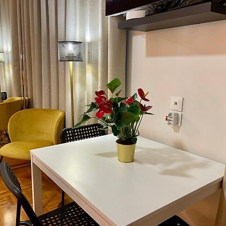 Joli Appartement A Cote De La Tour Eiffel, Javel Et De Paris Expo Exteriör bild