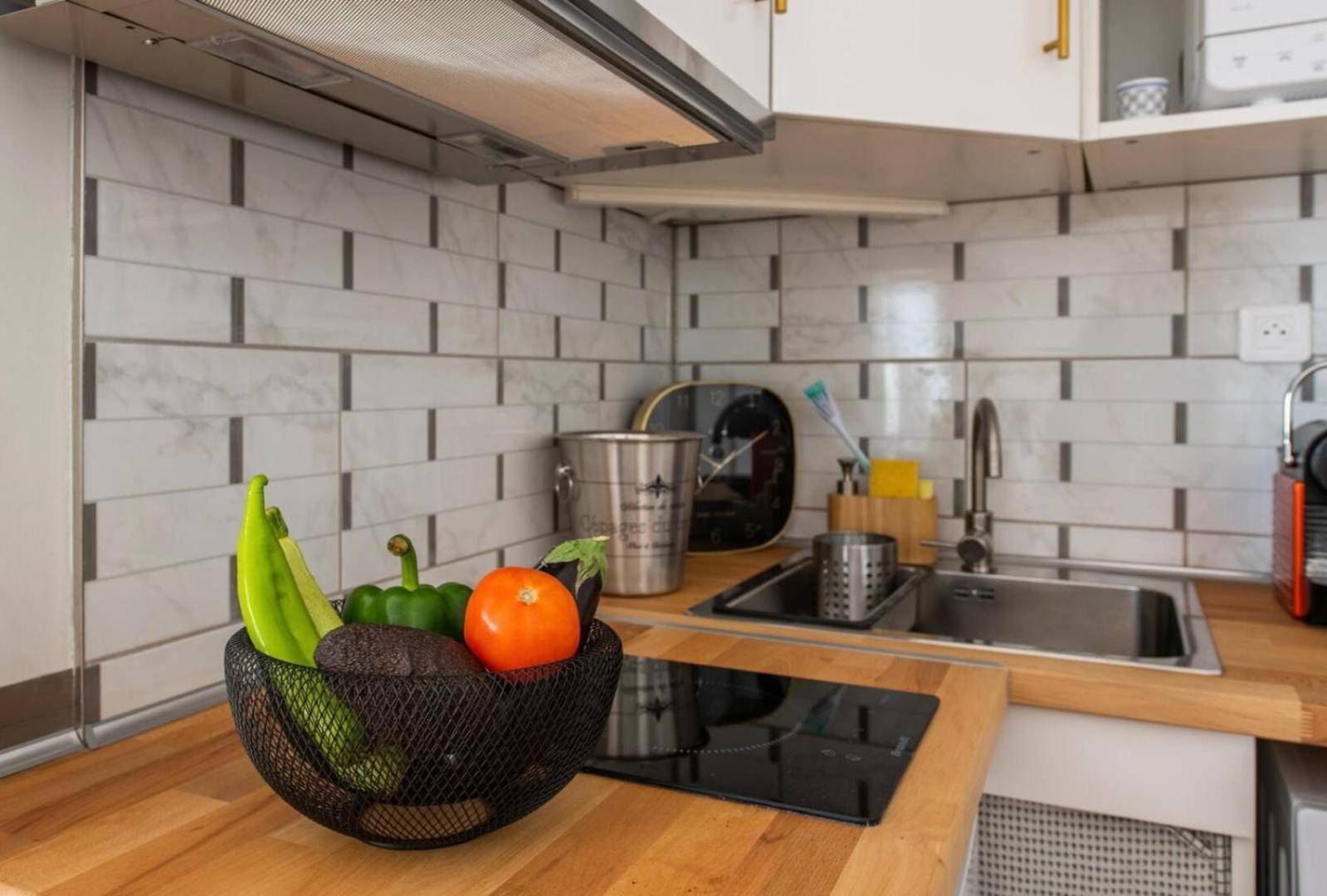 Joli Appartement A Cote De La Tour Eiffel, Javel Et De Paris Expo Exteriör bild