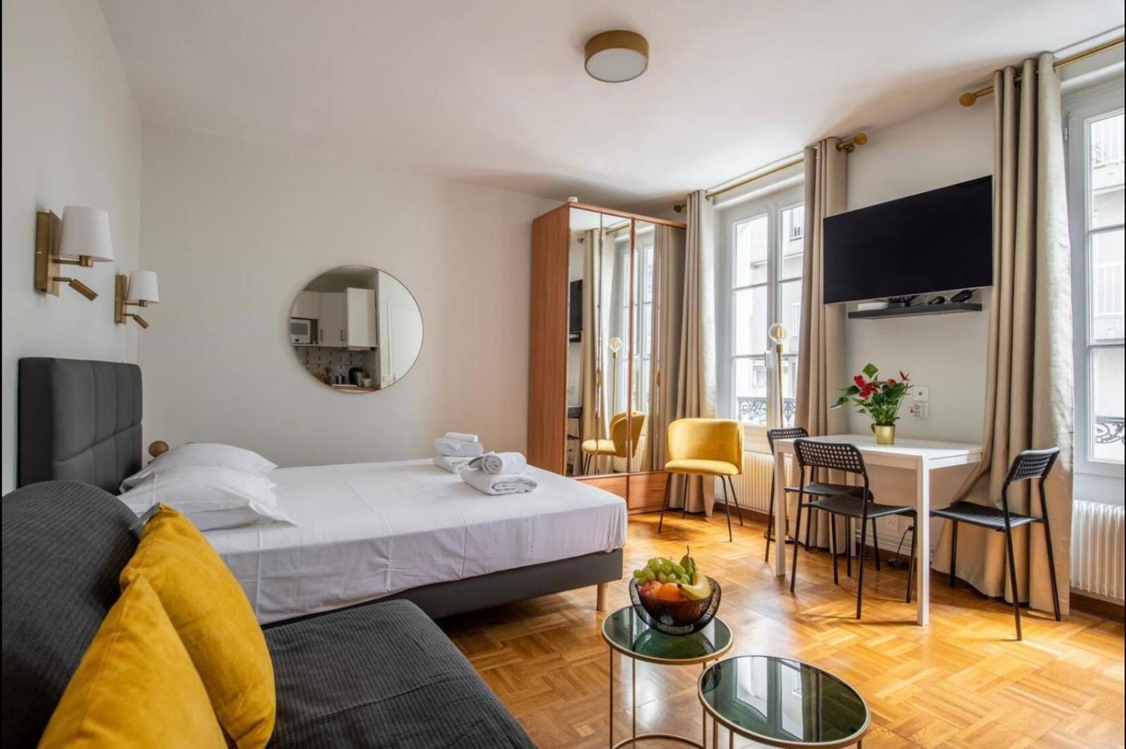 Joli Appartement A Cote De La Tour Eiffel, Javel Et De Paris Expo Exteriör bild