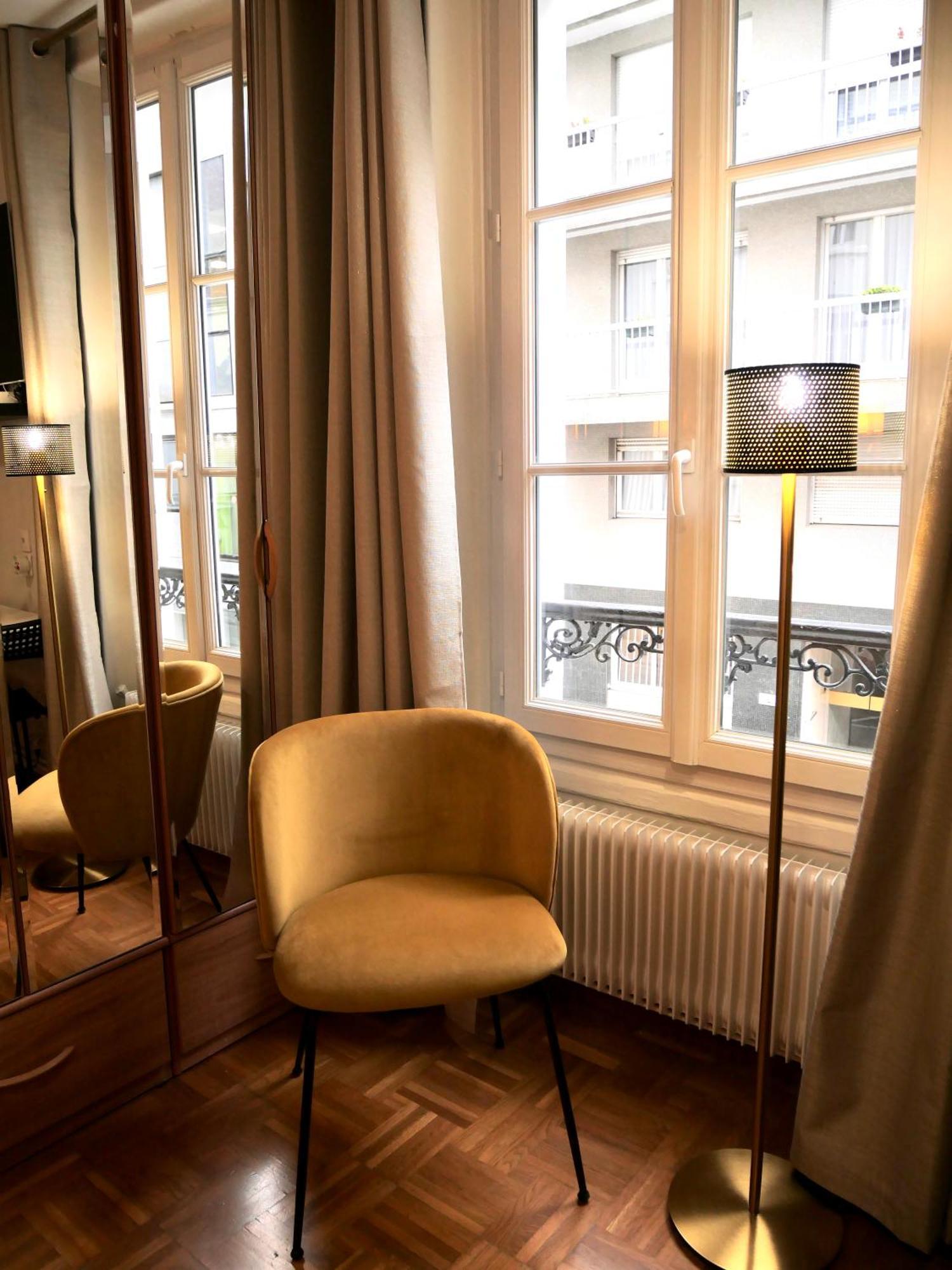 Joli Appartement A Cote De La Tour Eiffel, Javel Et De Paris Expo Exteriör bild